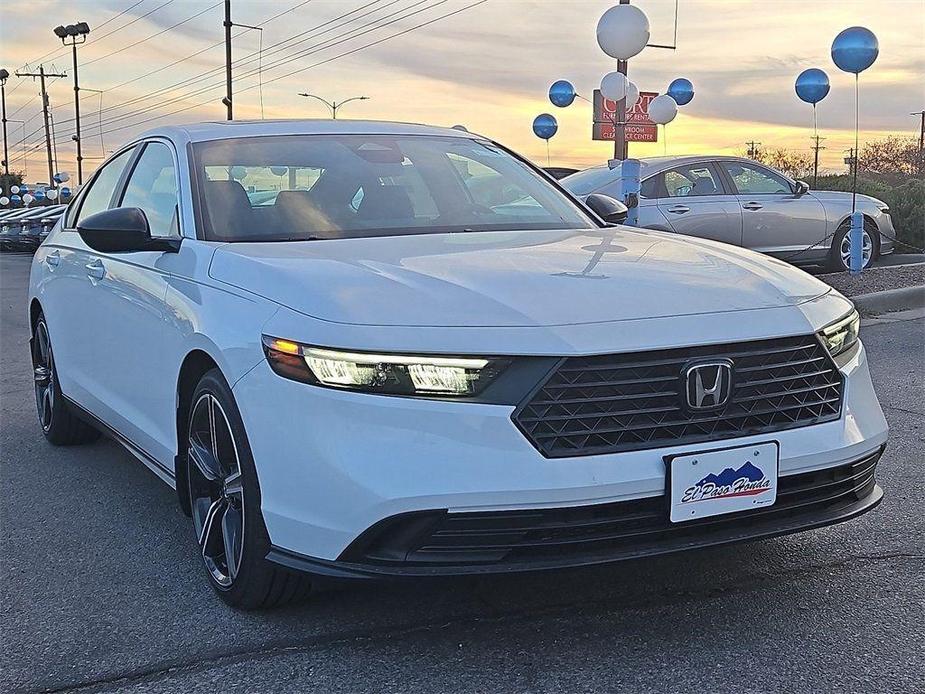 new 2025 Honda Accord Hybrid car, priced at $35,205