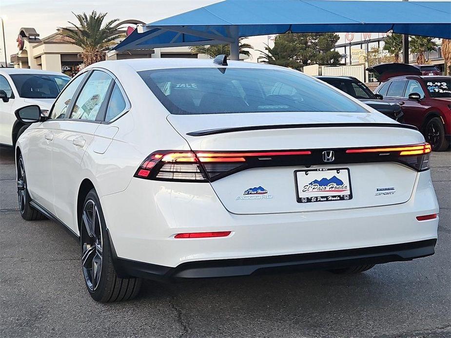 new 2025 Honda Accord Hybrid car, priced at $35,205