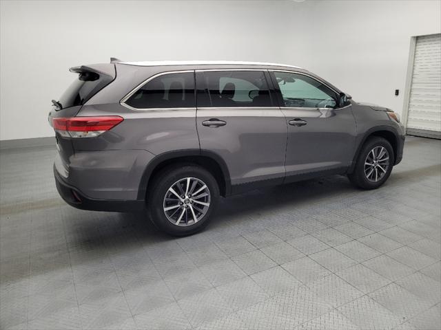 used 2019 Toyota Highlander car, priced at $25,295