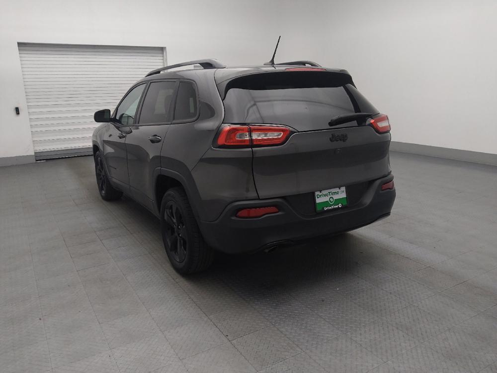 used 2018 Jeep Cherokee car, priced at $15,595