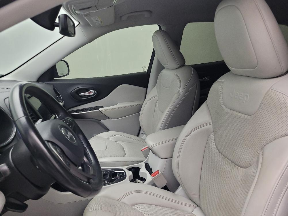 used 2019 Jeep Cherokee car, priced at $17,295