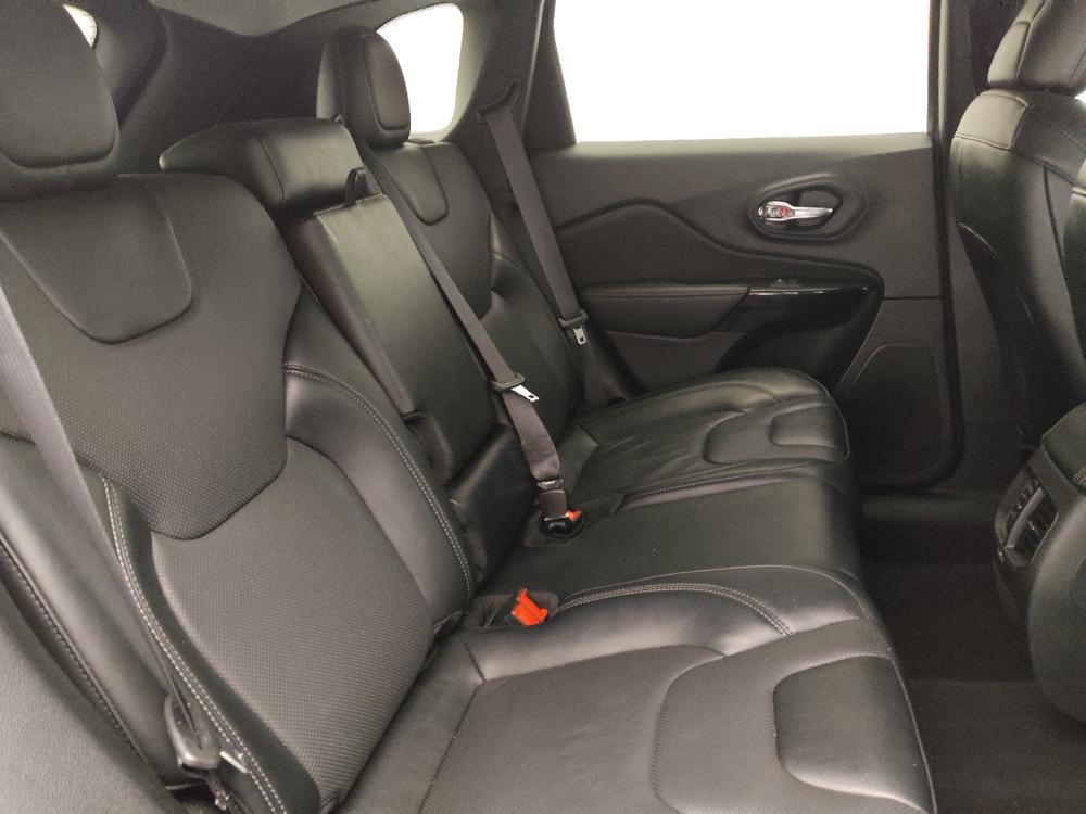 used 2023 Jeep Cherokee car, priced at $24,395