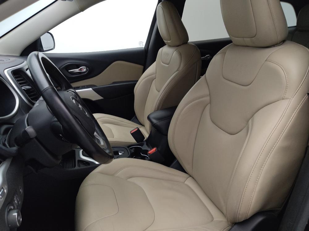 used 2018 Jeep Cherokee car, priced at $17,295