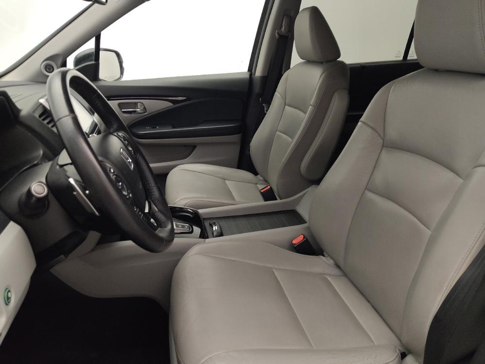 used 2016 Honda Pilot car, priced at $19,195