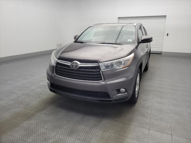 used 2014 Toyota Highlander car, priced at $22,695