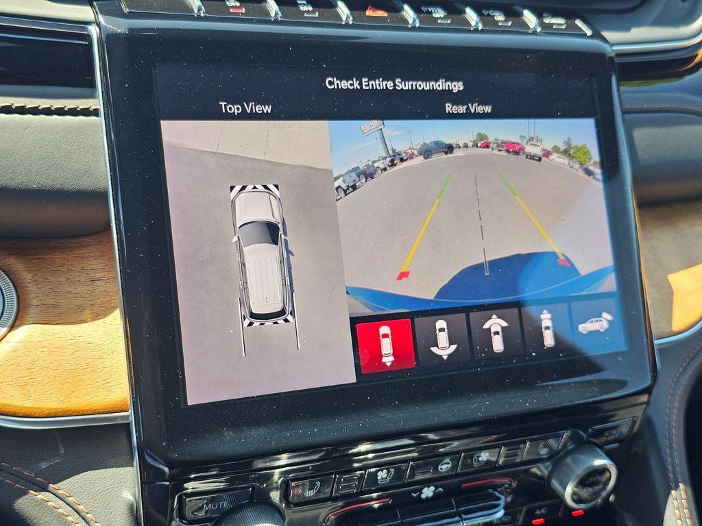 used 2022 Jeep Grand Cherokee car, priced at $46,990