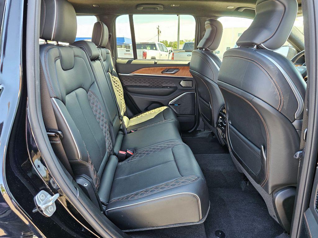 used 2022 Jeep Grand Cherokee car, priced at $46,990