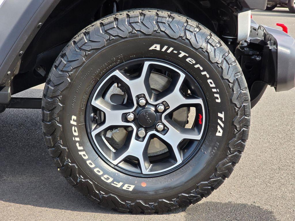 used 2021 Jeep Wrangler Unlimited car, priced at $36,402