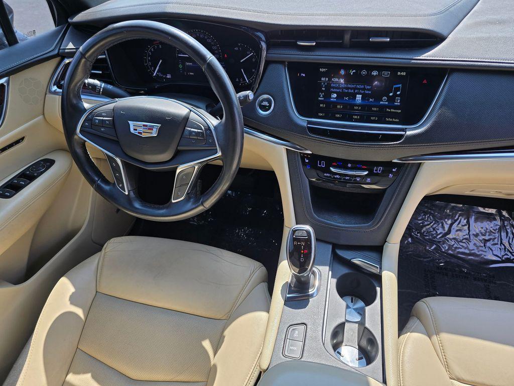 used 2019 Cadillac XT5 car, priced at $19,172