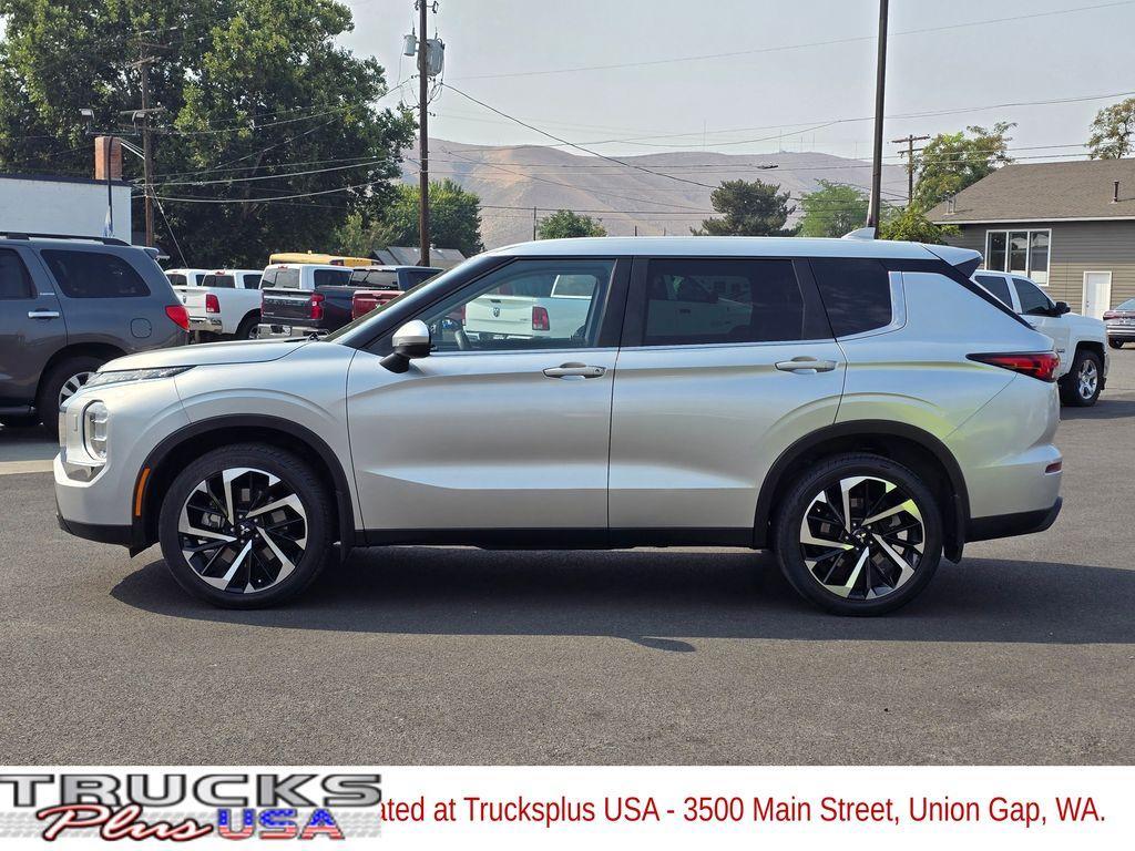 used 2022 Mitsubishi Outlander car, priced at $26,395