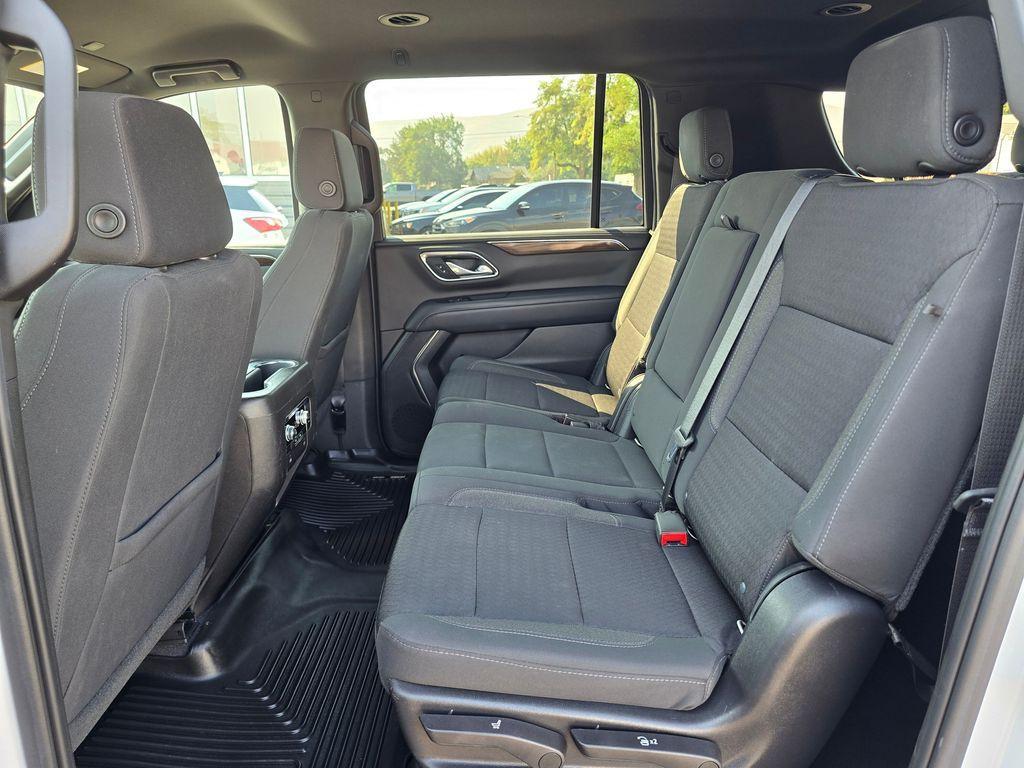 used 2021 GMC Yukon XL car, priced at $39,999