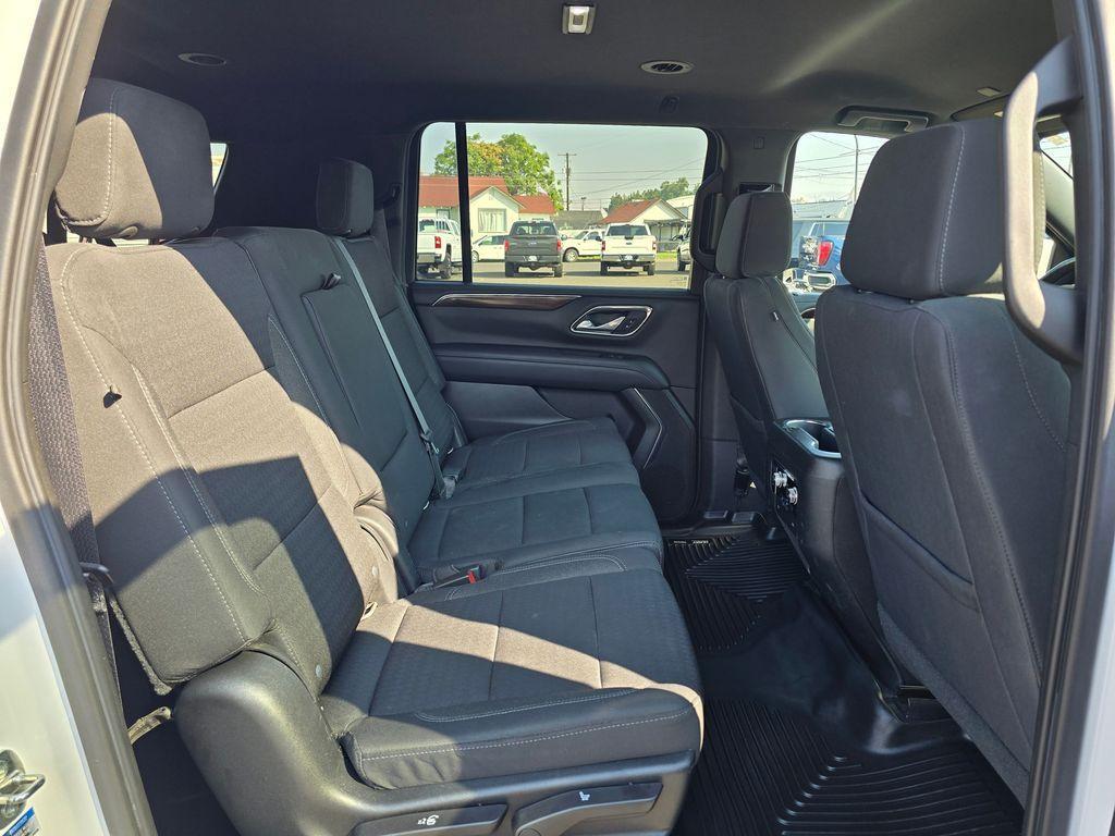 used 2021 GMC Yukon XL car, priced at $39,999