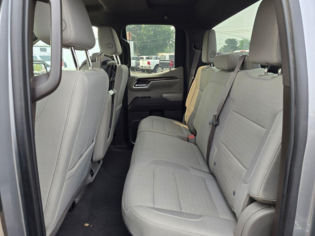 used 2023 GMC Sierra 1500 car, priced at $31,577