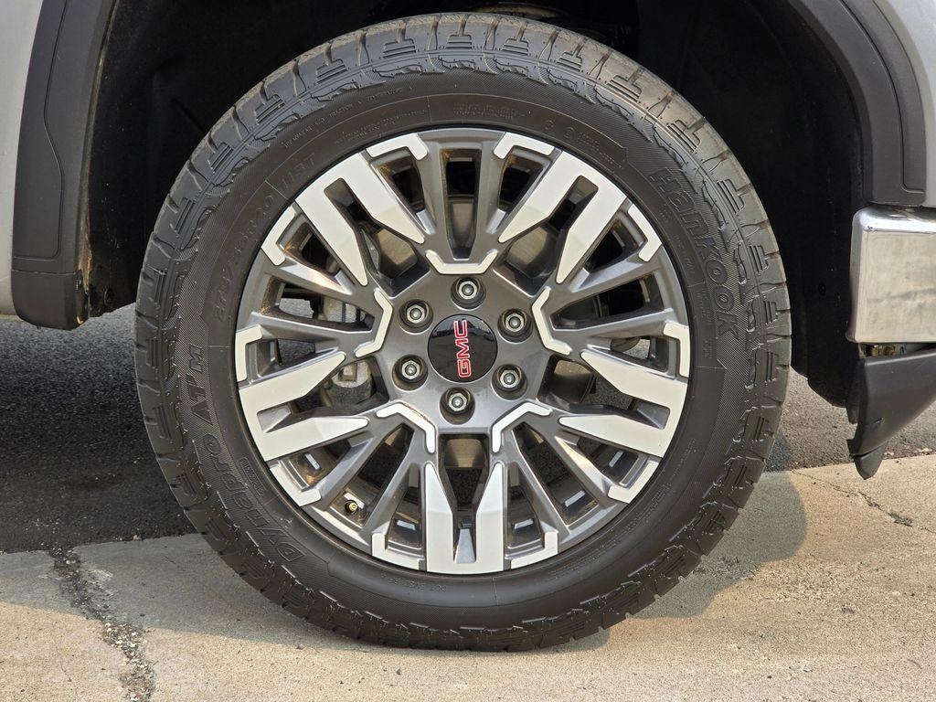 used 2023 GMC Sierra 1500 car, priced at $31,577