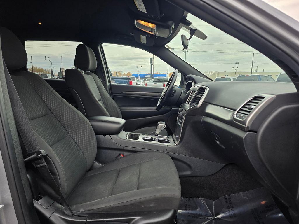 used 2018 Jeep Grand Cherokee car, priced at $15,775