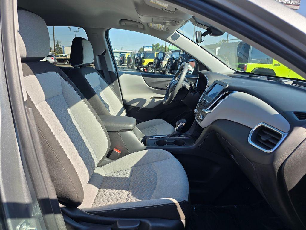 used 2023 Chevrolet Equinox car, priced at $21,148