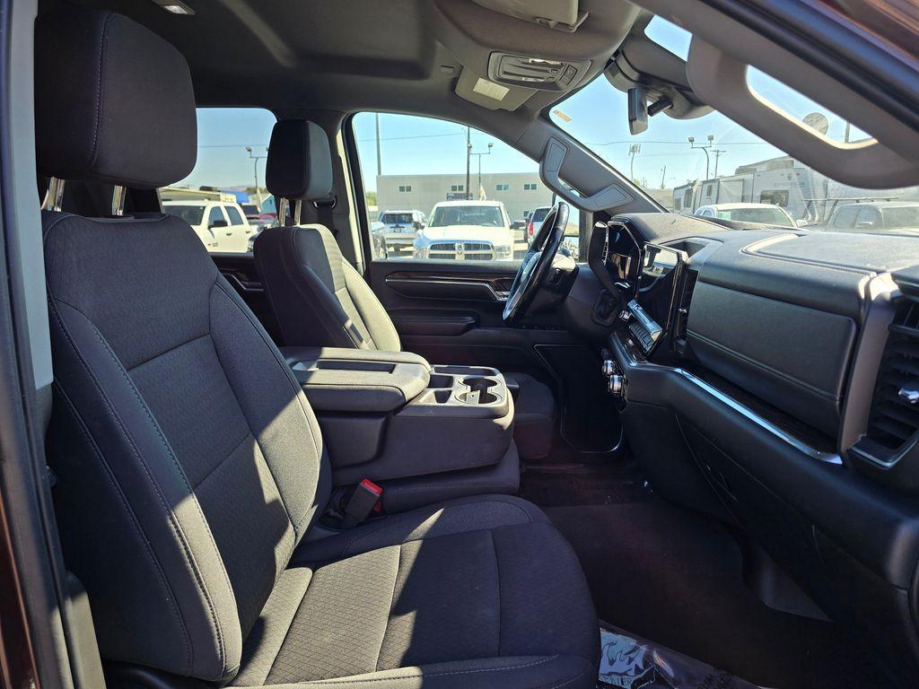 used 2024 GMC Sierra 2500 car, priced at $47,045