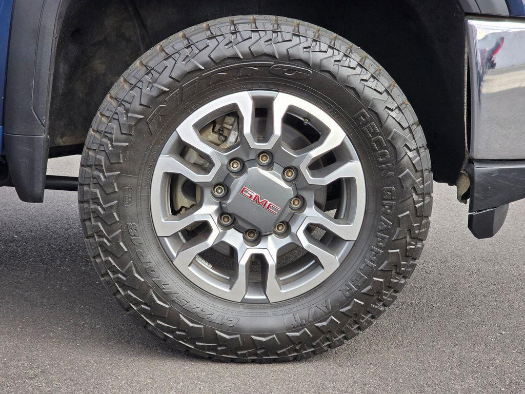 used 2022 GMC Sierra 2500 car, priced at $44,514