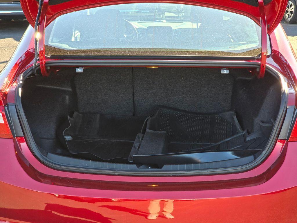 used 2024 Chevrolet Equinox car, priced at $21,504