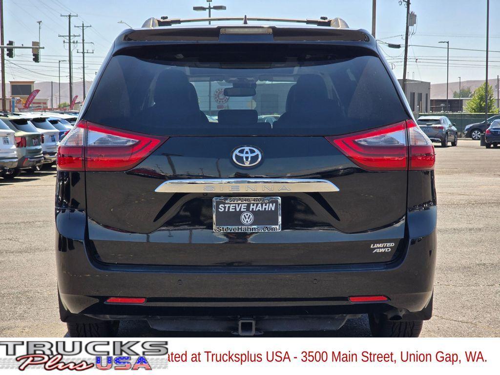 used 2020 Toyota Sienna car, priced at $31,255