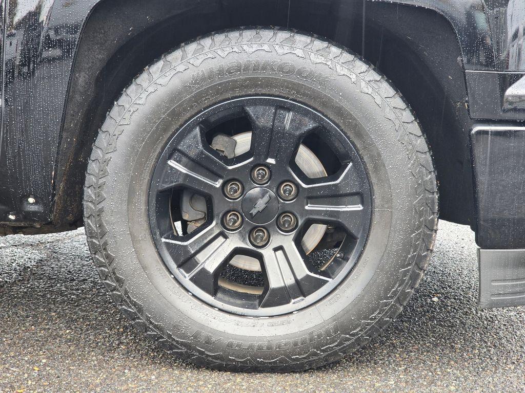 used 2015 Chevrolet Silverado 1500 car, priced at $33,005