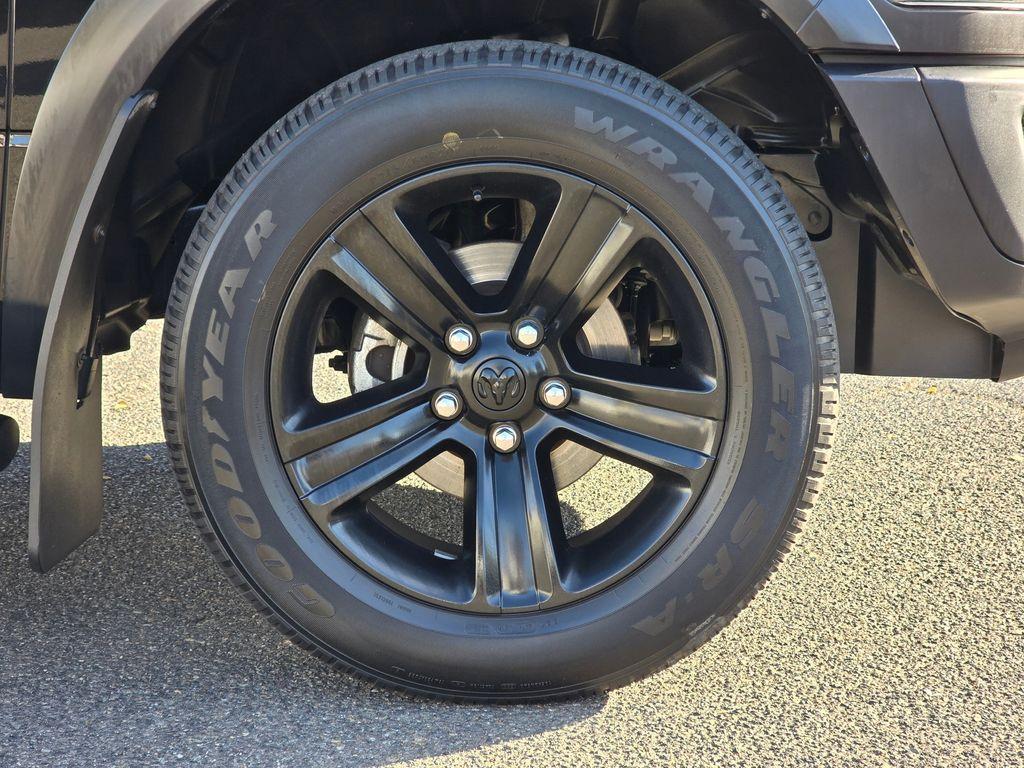 used 2022 Ram 1500 Classic car, priced at $32,848