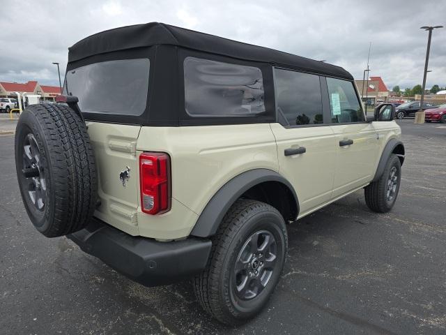 new 2025 Ford Bronco car, priced at $45,890