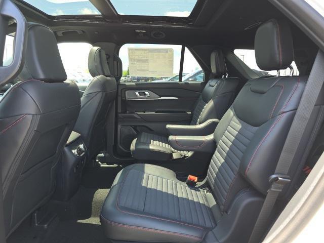 new 2025 Ford Explorer car, priced at $49,676