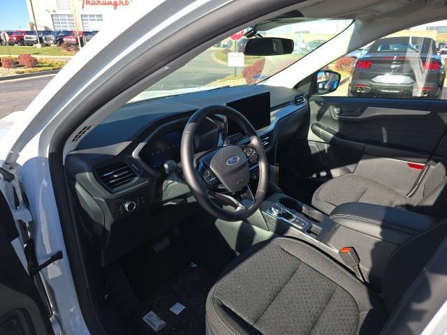 new 2025 Ford Escape car, priced at $33,690