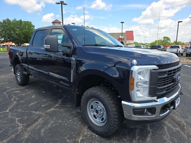 new 2025 Ford F-350 car, priced at $70,640