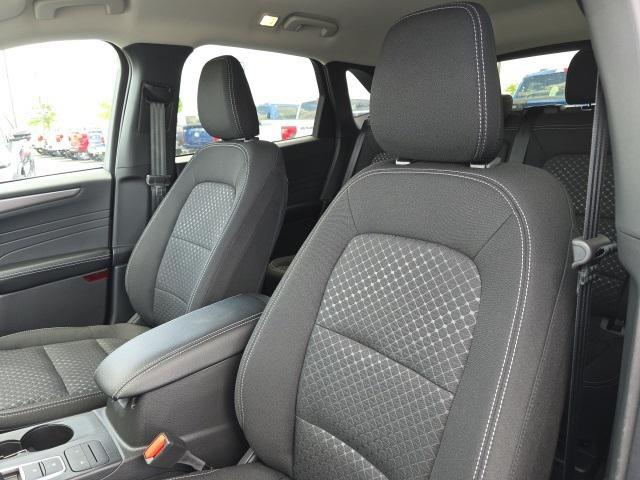 new 2025 Ford Escape car, priced at $31,985