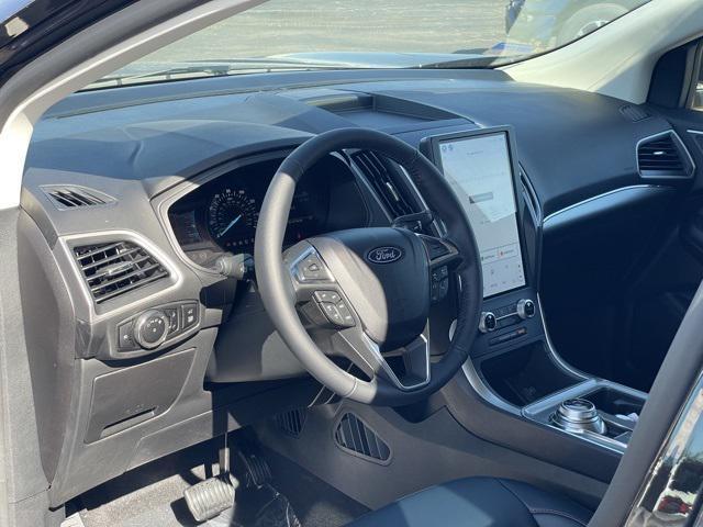 new 2024 Ford Edge car, priced at $37,615