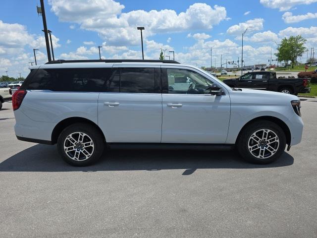 new 2025 Ford Expedition Max car, priced at $75,005