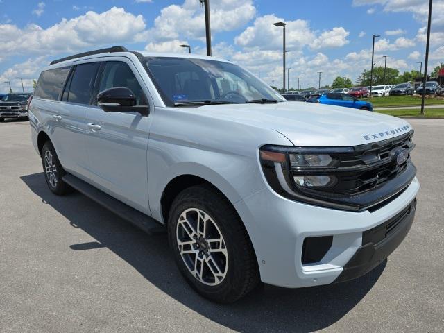 new 2025 Ford Expedition Max car, priced at $75,005