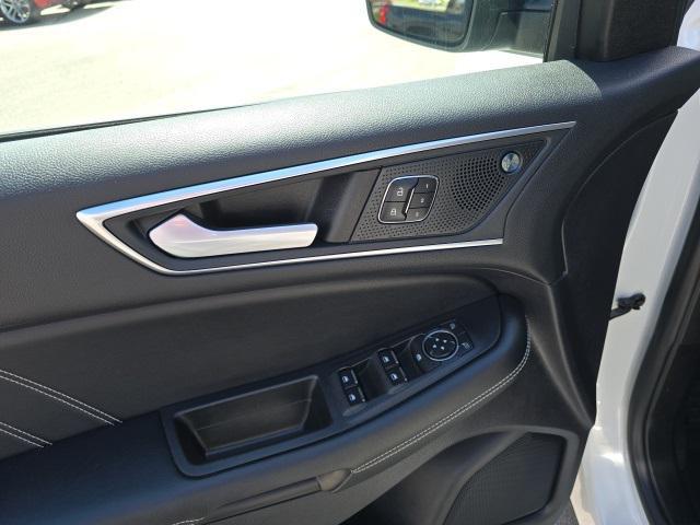 used 2022 Ford Edge car, priced at $31,500