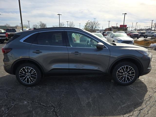 new 2025 Ford Escape car, priced at $39,550