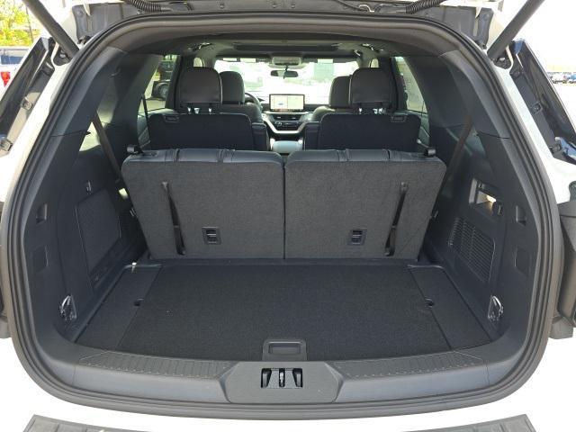 new 2025 Ford Explorer car, priced at $51,280