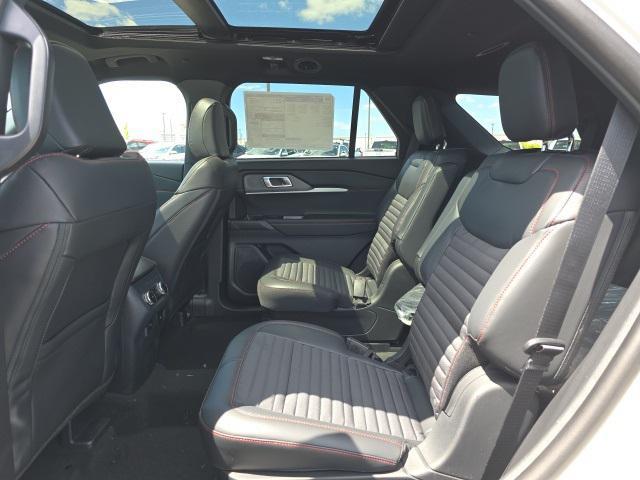 new 2025 Ford Explorer car, priced at $51,280
