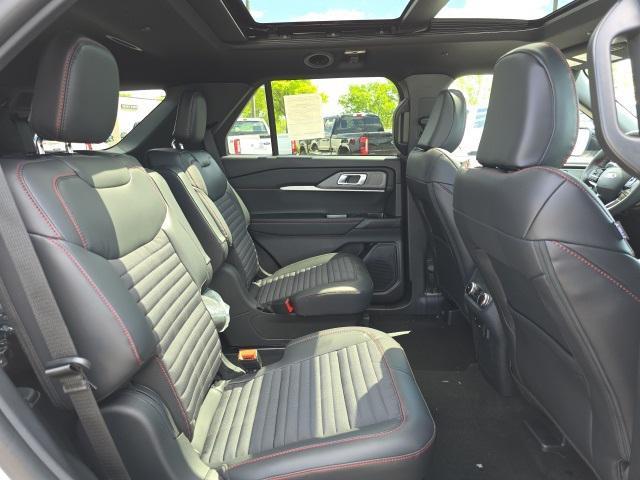 new 2025 Ford Explorer car, priced at $51,280