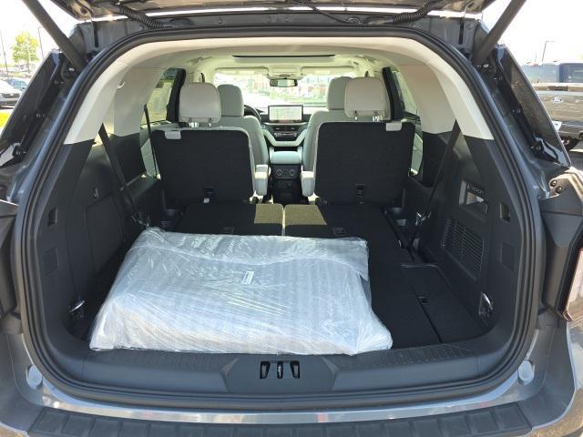 new 2025 Ford Explorer car, priced at $60,045