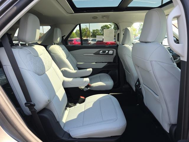 new 2025 Ford Explorer car, priced at $60,045