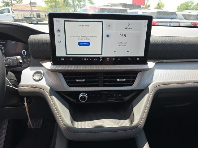 new 2025 Ford Explorer car, priced at $47,540
