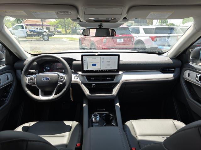 new 2025 Ford Explorer car, priced at $47,540