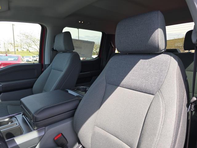 new 2025 Ford F-150 car, priced at $53,662