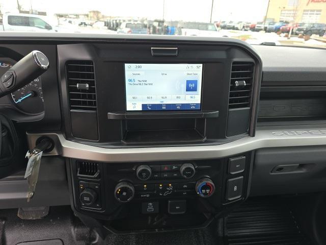 new 2025 Ford F-250 car, priced at $55,695