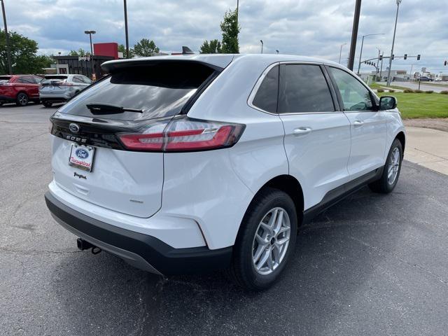 new 2024 Ford Edge car, priced at $37,205