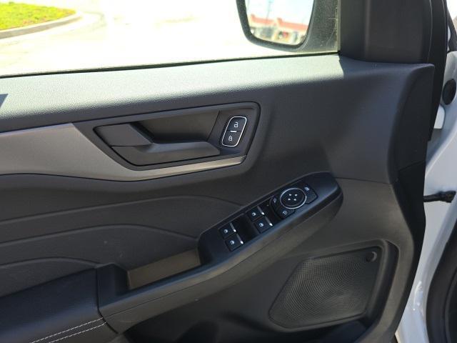 new 2025 Ford Escape car, priced at $31,985