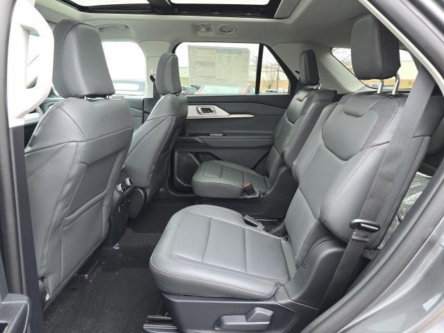 new 2025 Ford Explorer car, priced at $46,407
