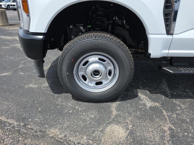 new 2025 Ford F-250 car, priced at $55,850