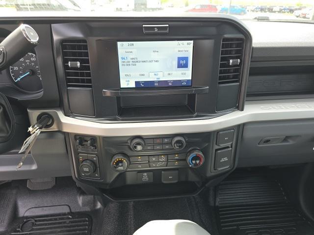 new 2025 Ford F-250 car, priced at $55,850